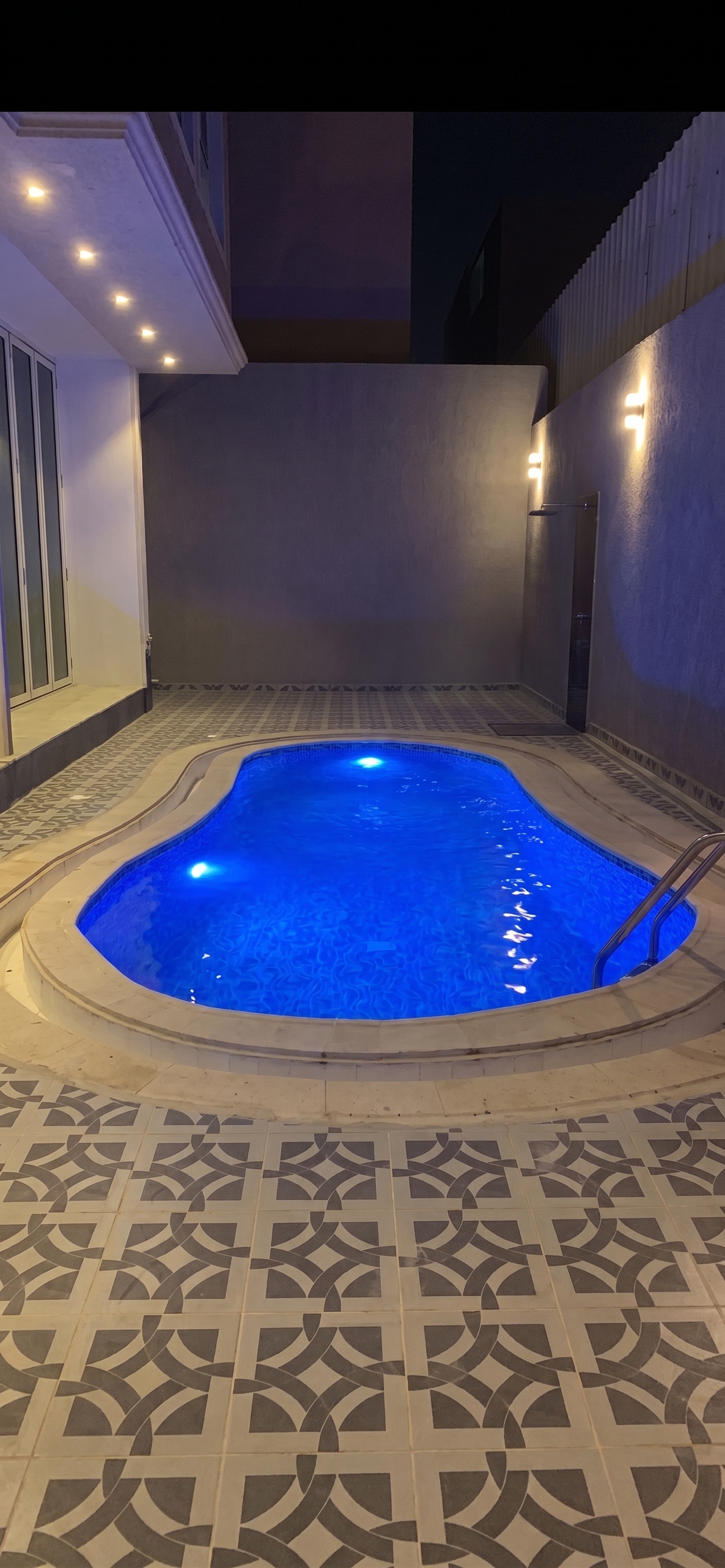 Property thumbnail 6