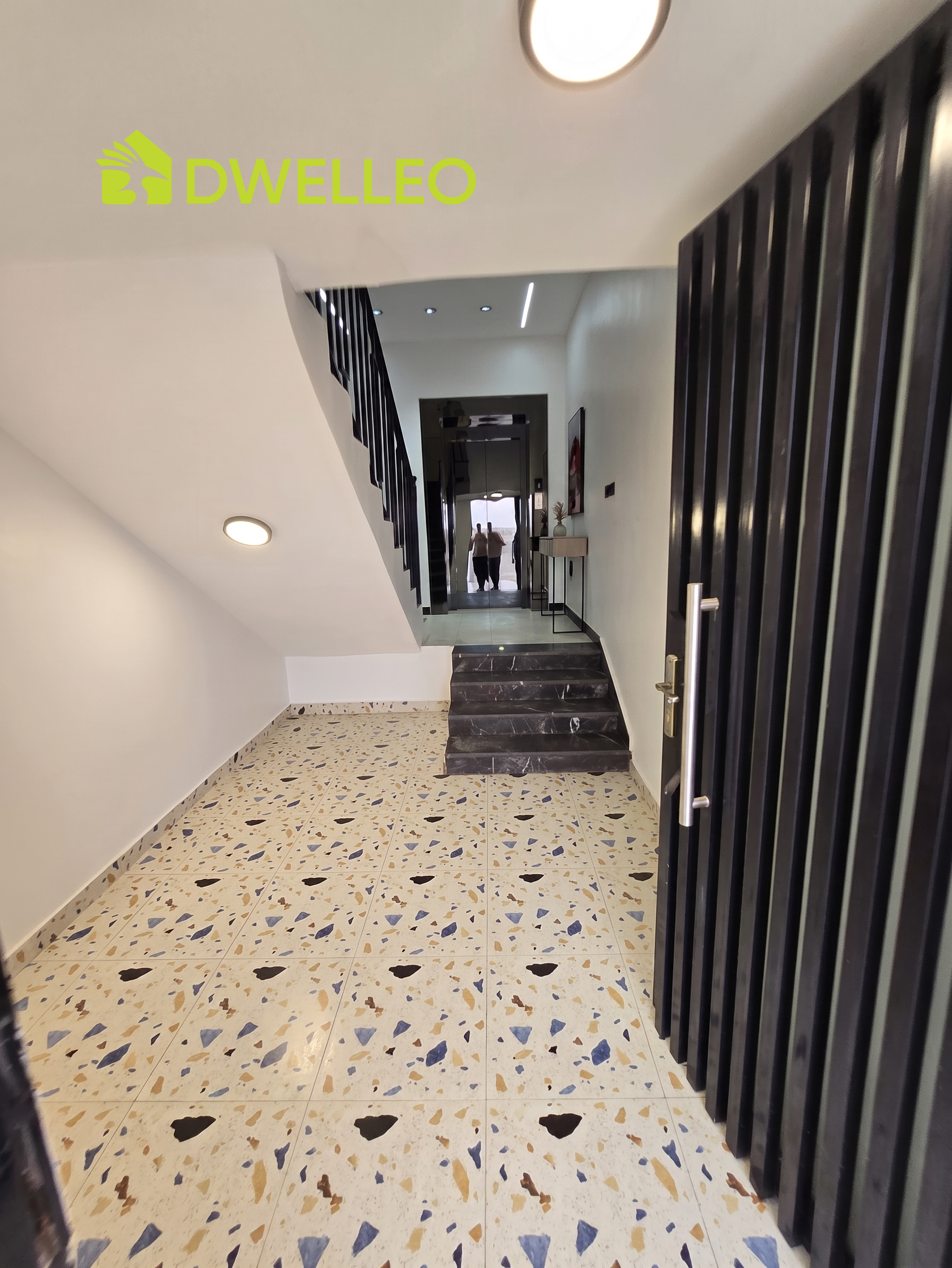 Property thumbnail 2