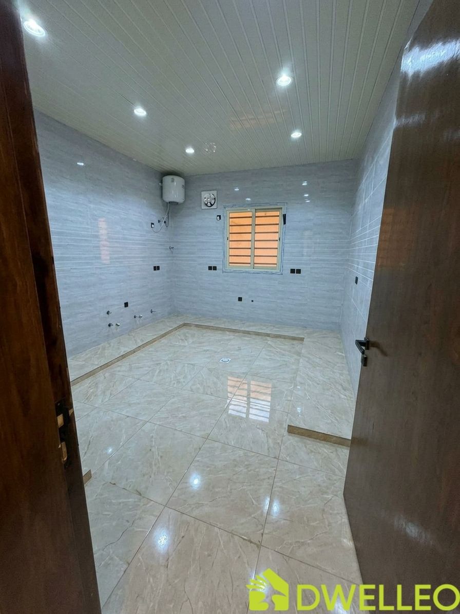 Property thumbnail 8