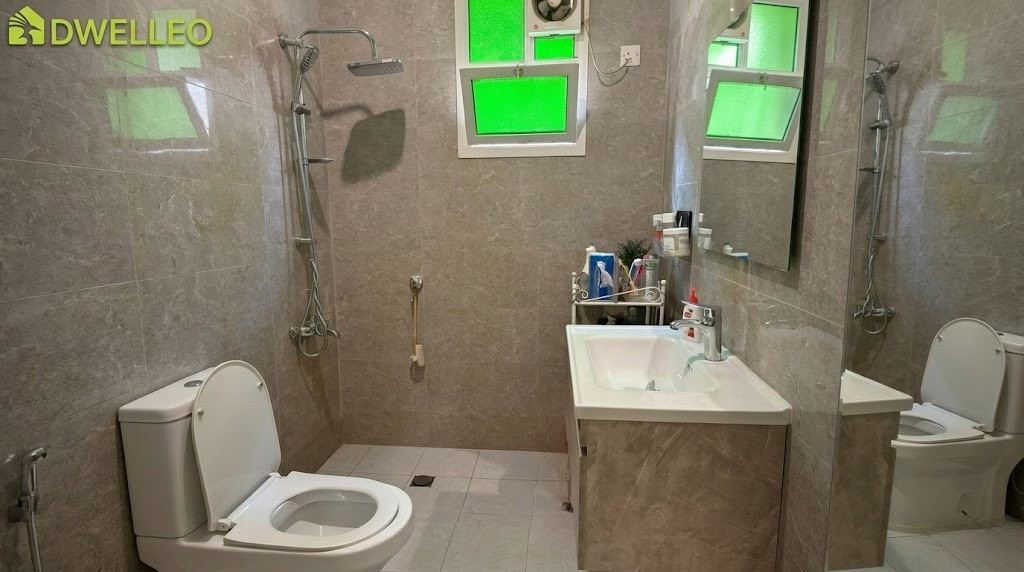 Property thumbnail 8
