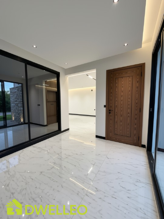Property thumbnail 8